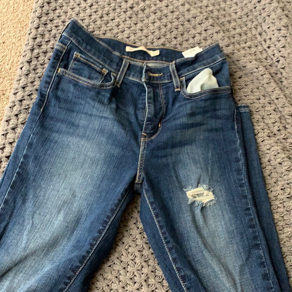 Levi’s High rise